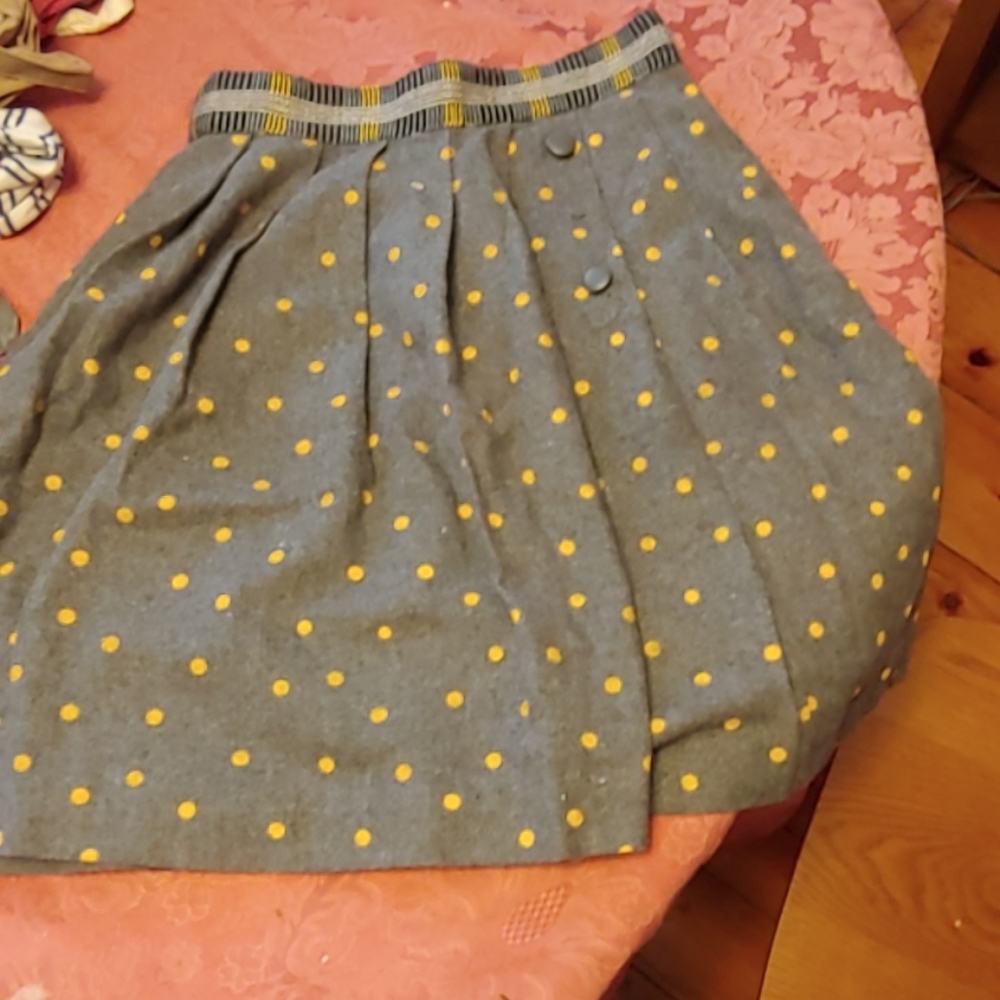 Pleated polka dot skirt